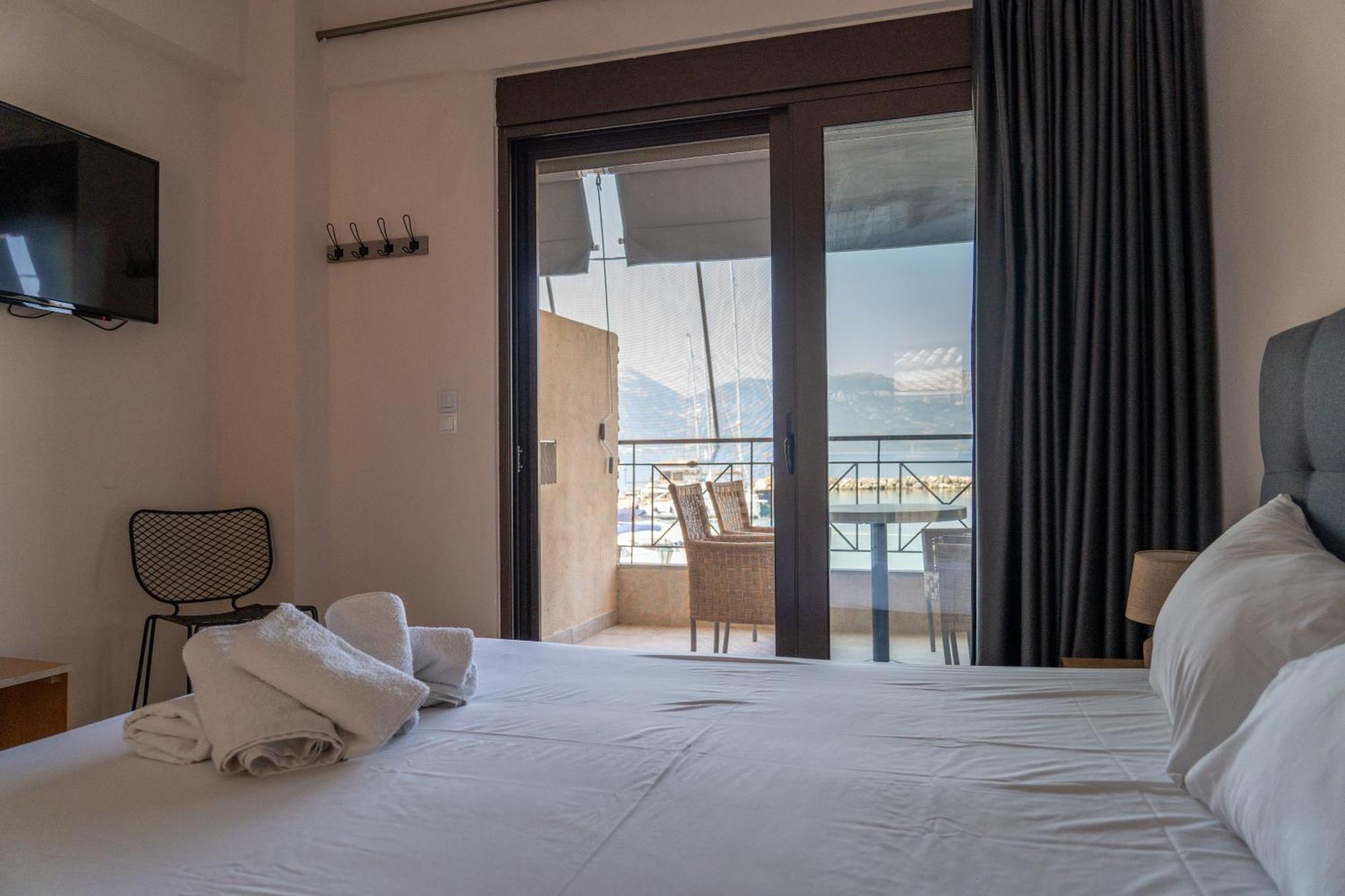 Prego Living Apartments Vathi  Exterior photo